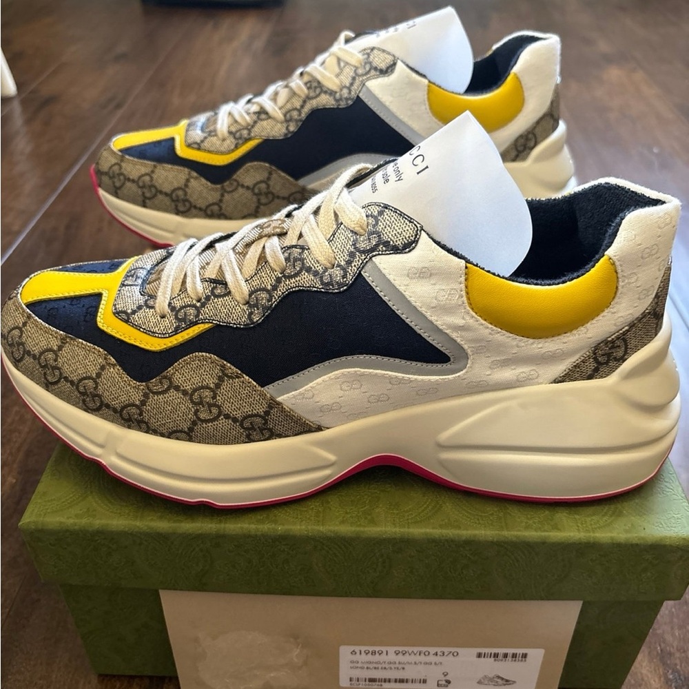 Gucci Rhython Sneakers - Picture 3 of 10